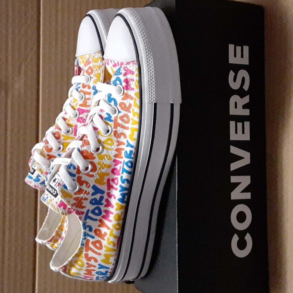 Women's "My Story" Converse platform sneakers